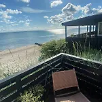 別荘 Breathtaking Sea View At Dinestrup *
