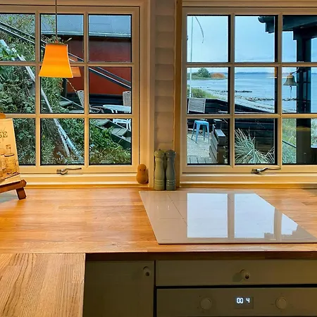 Breathtaking Sea View At Dinestrup Nyaraló Ullerslev